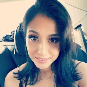 Meet your Posher, Ivette